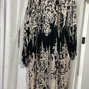 Floral Black and Cream Long Duster